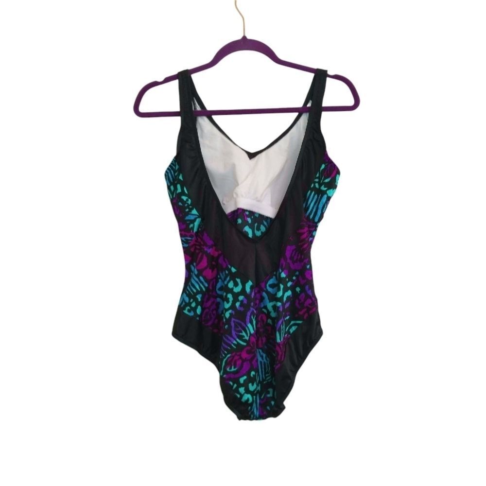 SWIMSUIT - Picture 7 of 7